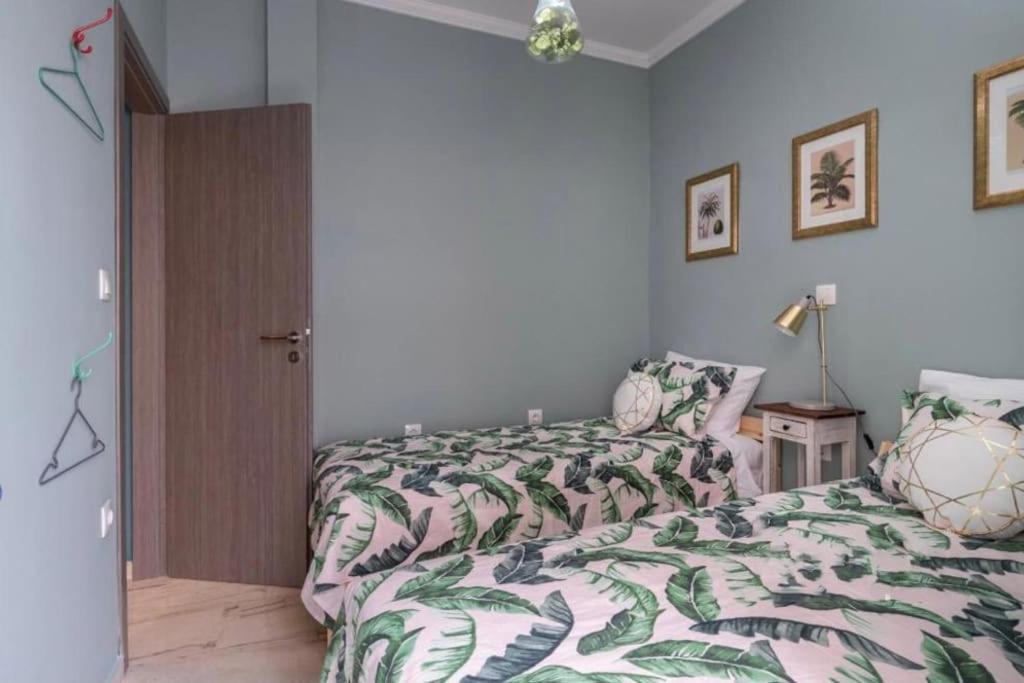 אתונה Artistic Apt In Vibrant Gazi With Large Terrace By Ghh מראה חיצוני תמונה
